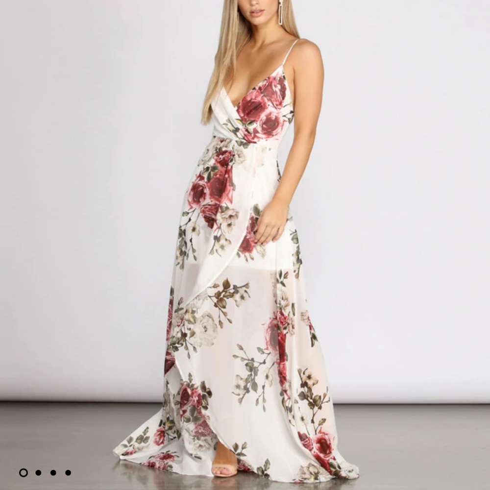 Windsor floral white high low dress size large